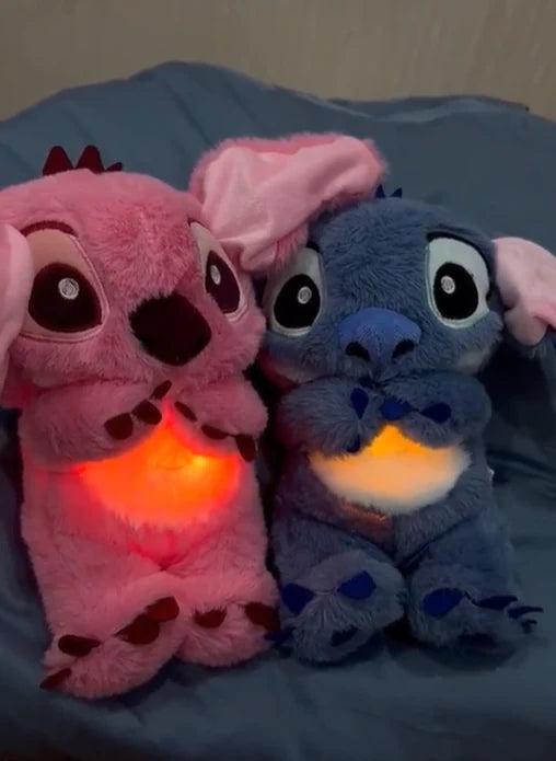 Oddychające Stitche – pluszowe maskotki sensoryczne, które imitują rytmiczny oddech.